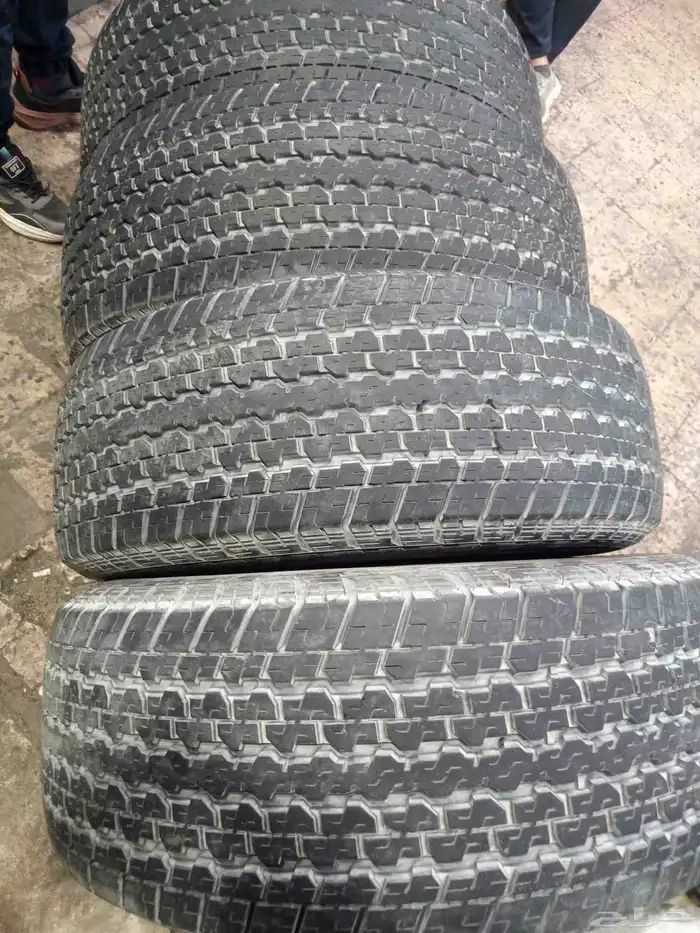 كفرات جيب مستعمل نضيف كرت مقاسها 285 65 17 6