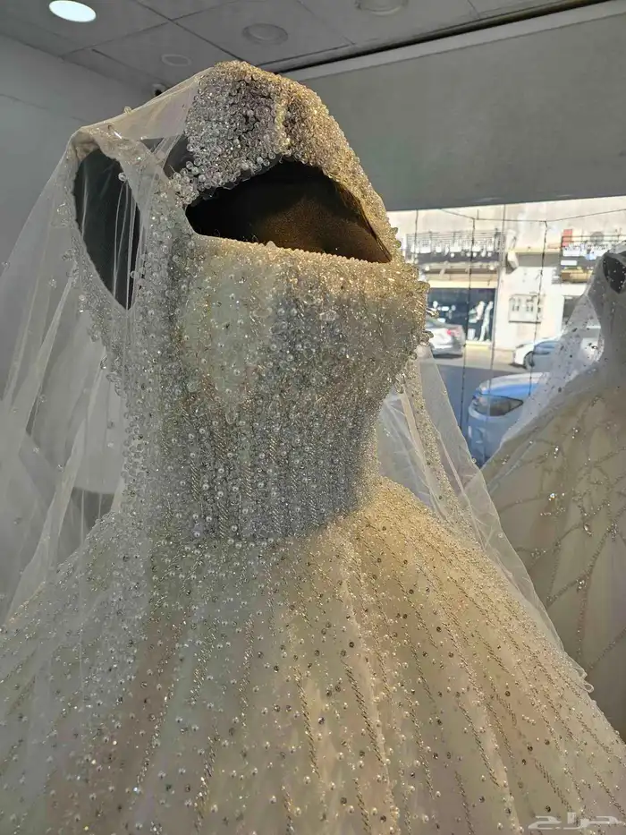 فساتين زواج العدد اكثر من 20 فستان للبيع بالجملة كامل .. 0