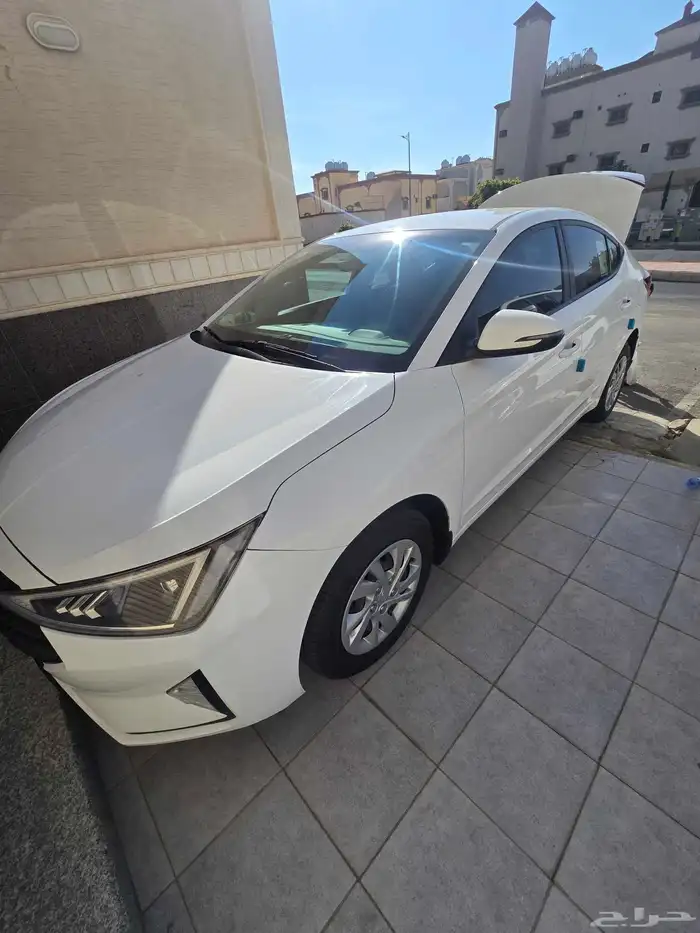 هونداي إلنترا 2020 3