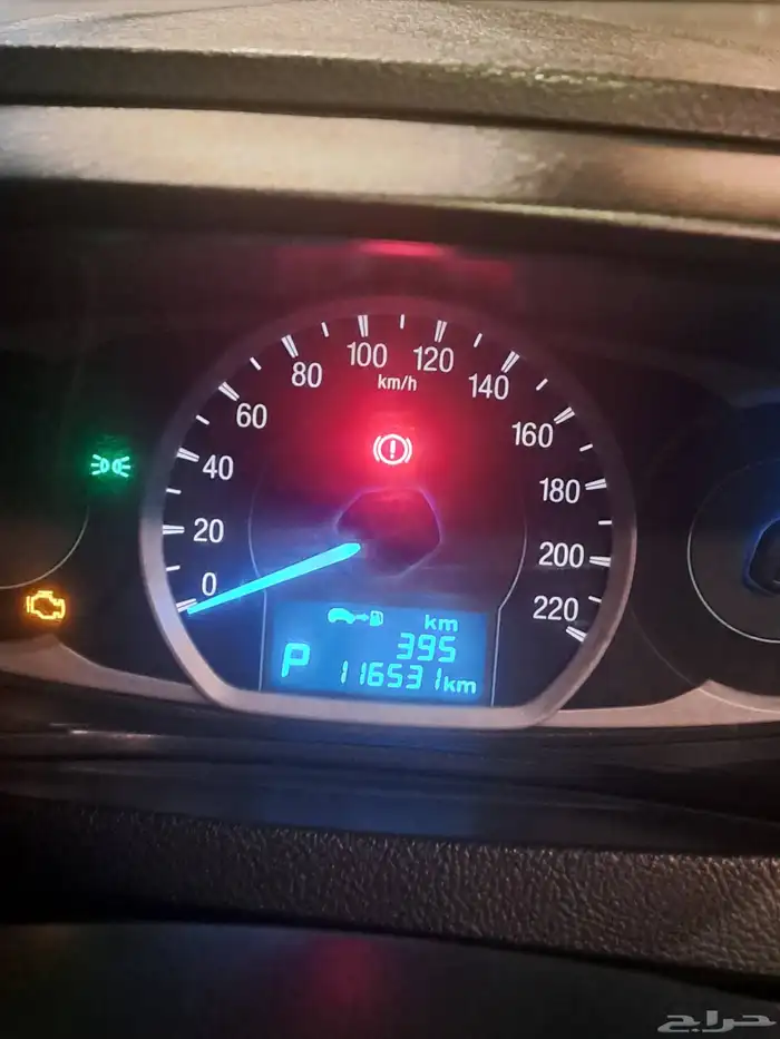 فورد فيجو 2016 الون رمادي 7