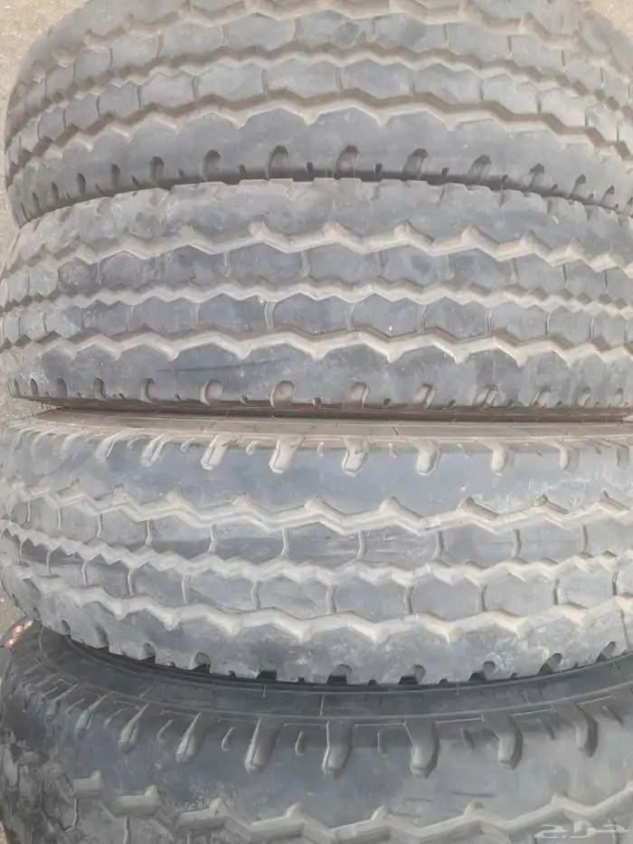 كفرات حجري نفس دعسه الدلوب نضيفه مره خاليه من العيوب تاريخ ن 6