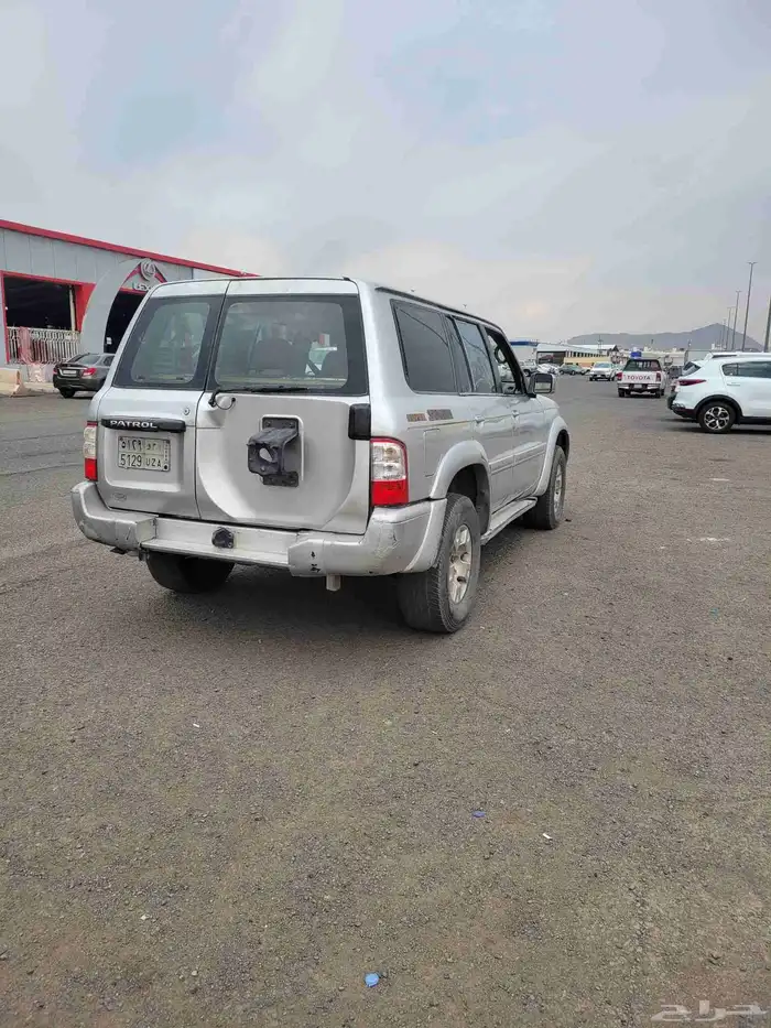 للبيع جيب نيسان باترول ديزل اساس 1