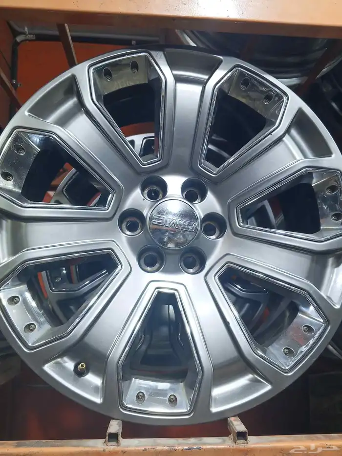 جنوط جمس دينالي موديل 2018 مقاس 22 اصلي وكاله 0