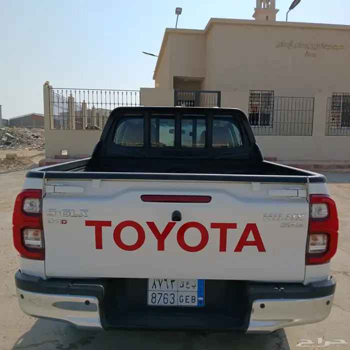 هايلوكس غمارتين 2023 ديزل فل كامل شبه الجديد مكينه 2800 38