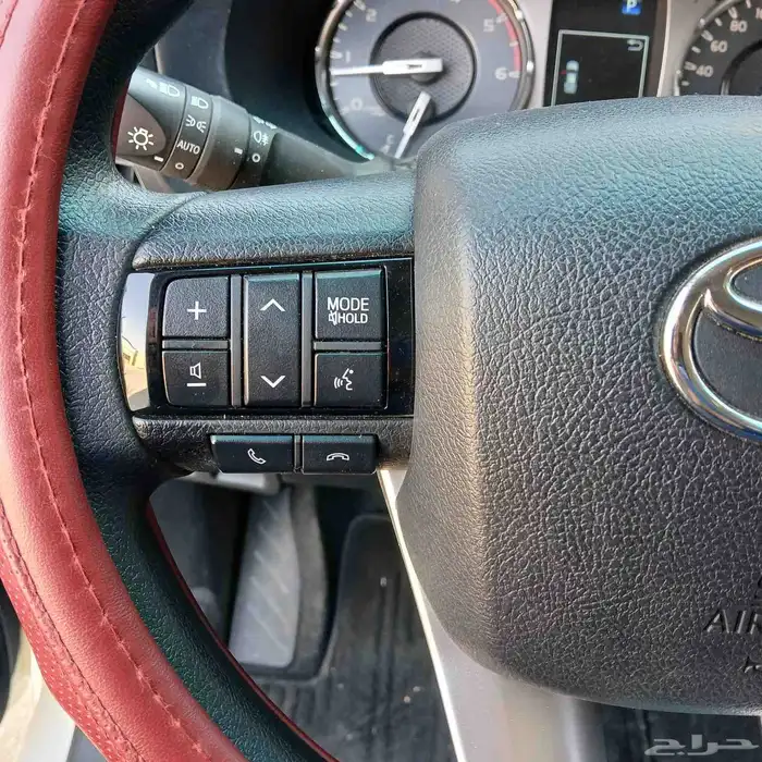 هايلوكس غمارتين 2023 ديزل فل كامل شبه الجديد مكينه 2800 28