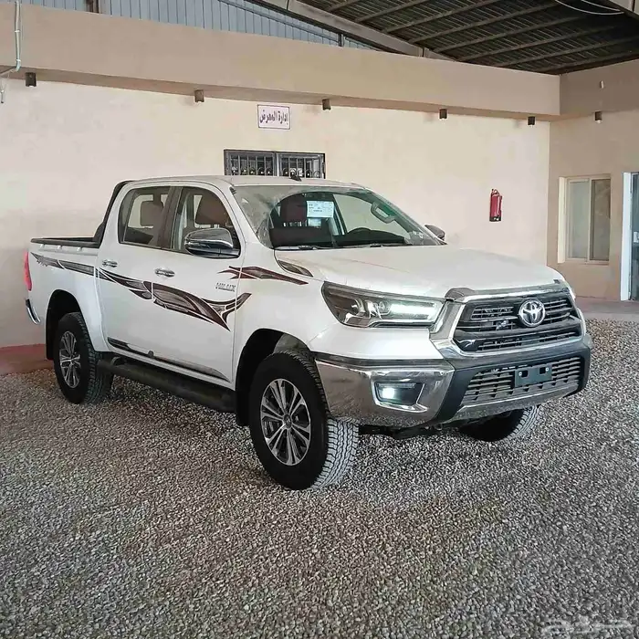 هايلوكس غمارتين دبل 2025 بنزين اصفار سعودى فل كامل اتوماتيك 1