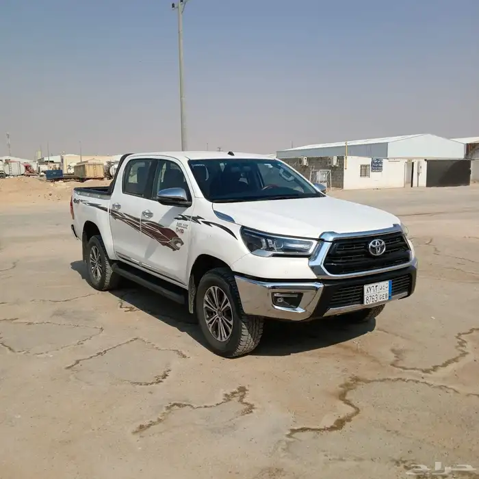 هايلوكس غمارتين 2023 ديزل فل كامل شبه الجديد مكينه 2800 7