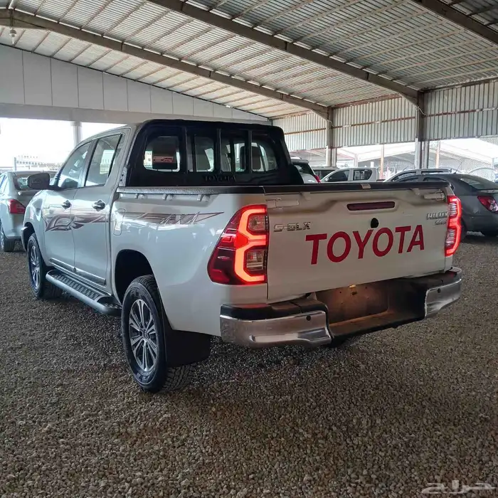 هايلوكس غمارتين دبل 2025 بنزين اصفار سعودى فل كامل اتوماتيك 10