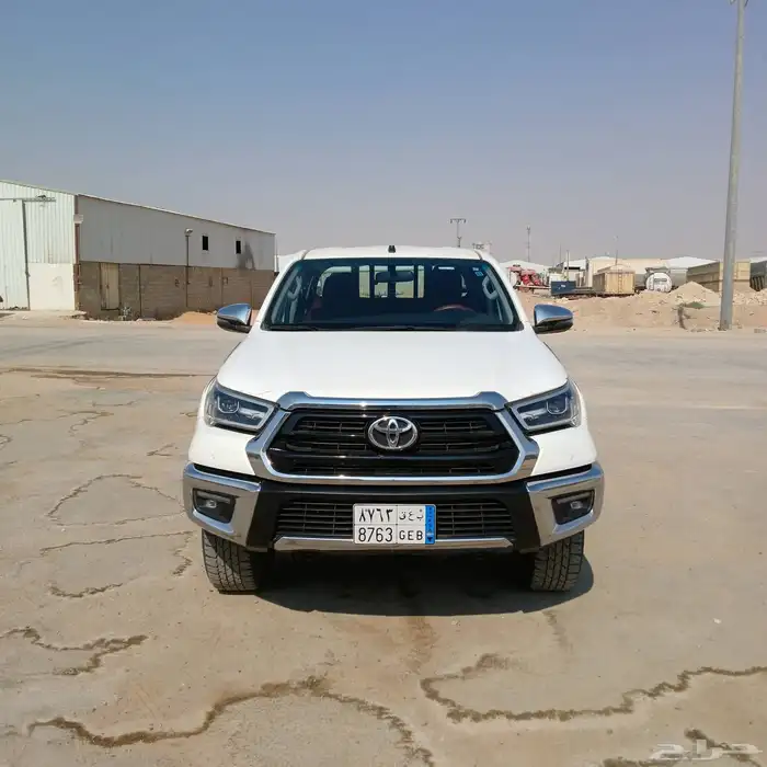 هايلوكس غمارتين 2023 ديزل فل كامل شبه الجديد مكينه 2800 5