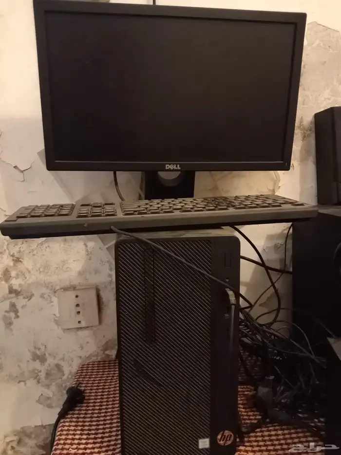 كمبيوتر مكتبي مستخدم نظيف مستخدم شهر واحد 1