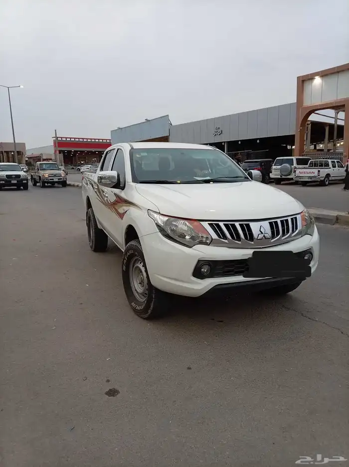 ميتسوبيشي 2018 ديزل دبل مالك أول 2