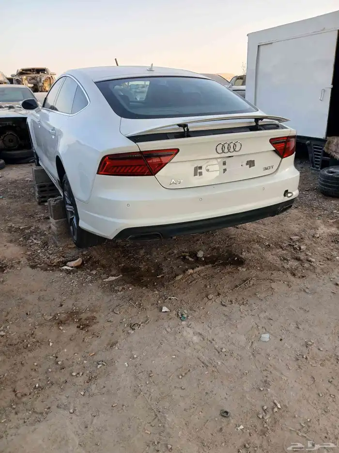 لدينا قطع اودي جاكوار طوارق لي الاستفسار هذ الرقم 0