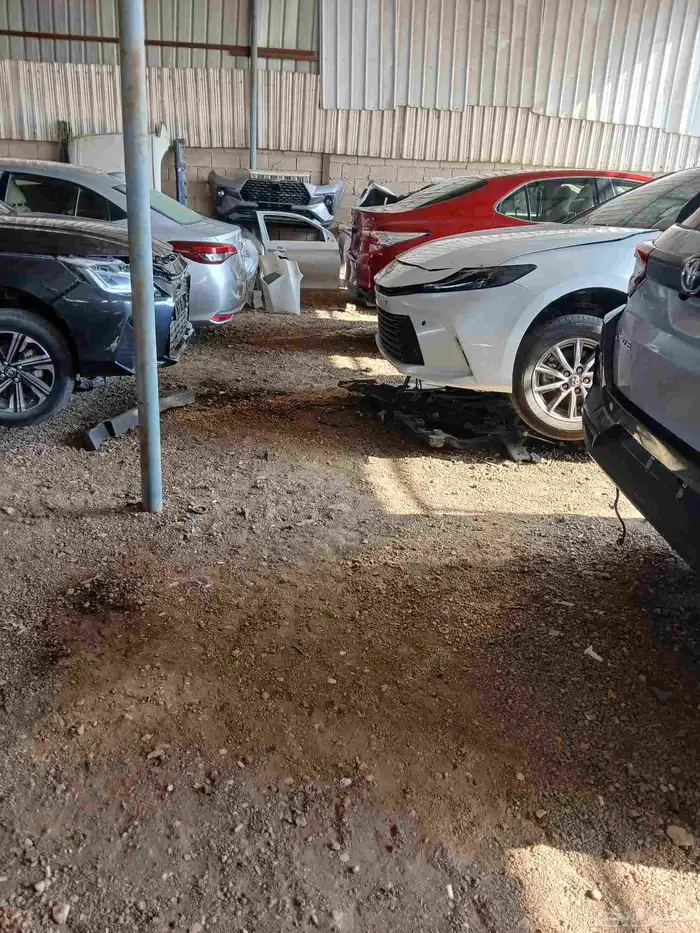 ابو انور لتوفير قطع غيار السيارات الرياض تشليح الحاير 0