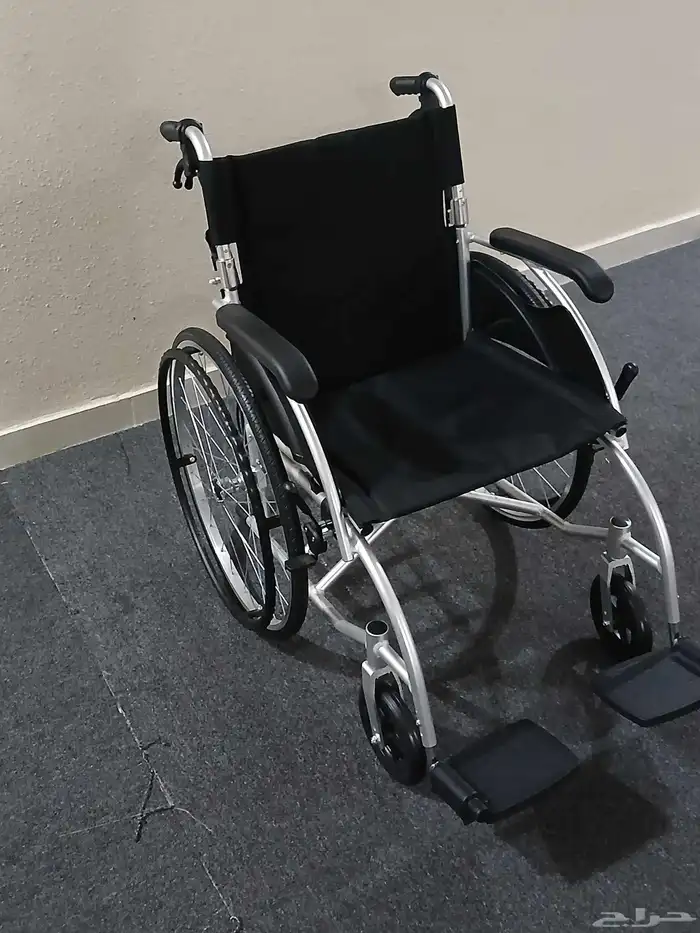 كرسي متحرك المنيوم 1