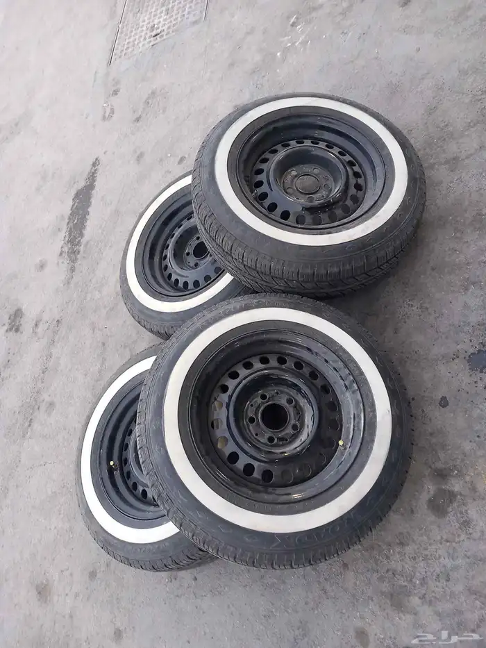 جنوط هايلوكس مرسيدس موديل 2005 4