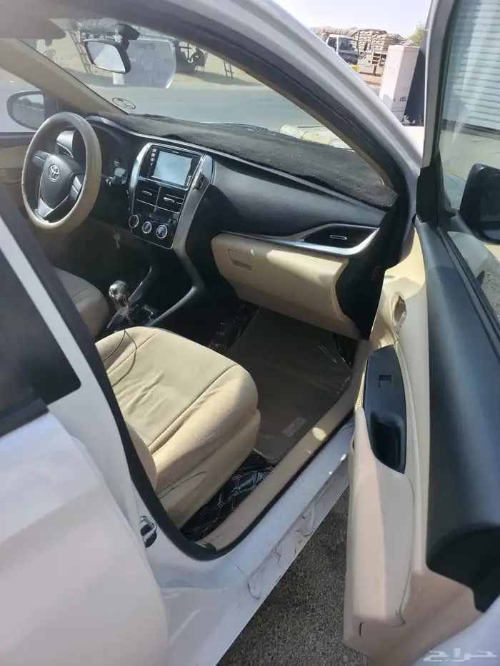 للبيع يارس اوتوماتيك ممشي 63000 تم تغير زيت الجيرحدي 41000 4