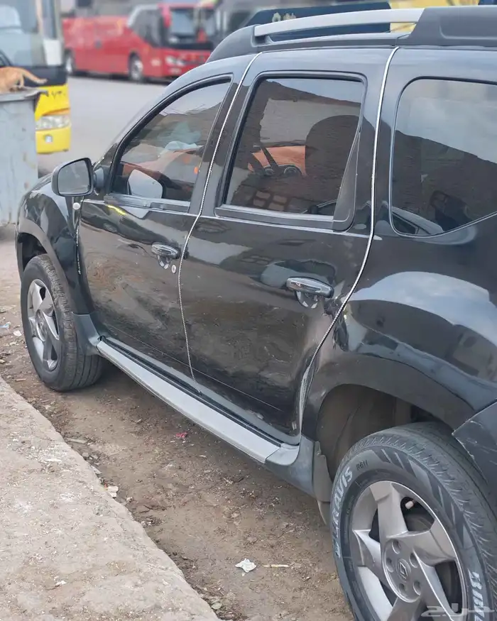 للبيع او للبدل رينو داستر 2014 2