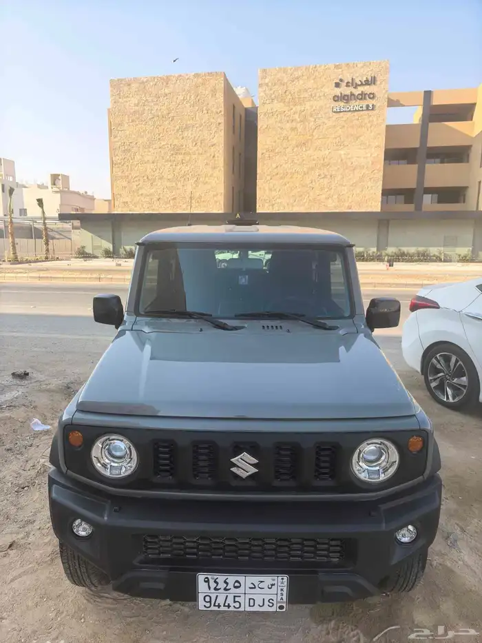 للتنازل بدون مقابل - سوزوكي جيمني 2026 بابين فل GLX) - ماشي 1