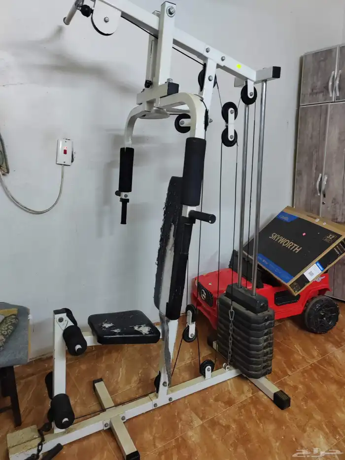 أله للتمارين نظيفه الموقع ابو عريش 1