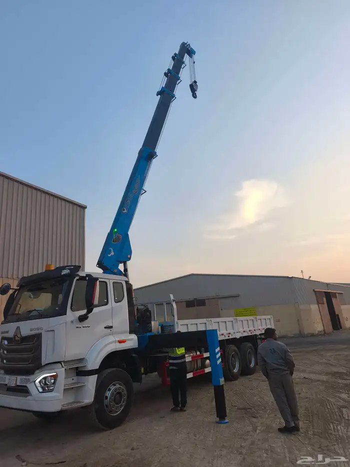 للإيجار بوم تراك 10طن 2025 3