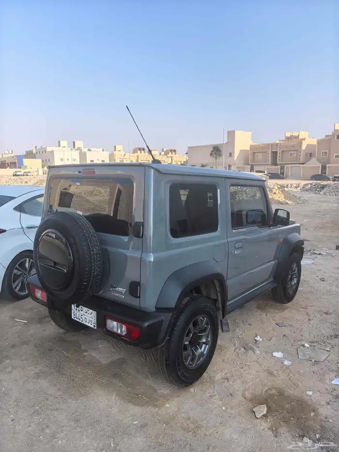 للتنازل بدون مقابل - سوزوكي جيمني 2026 بابين فل GLX) - ماشي 5