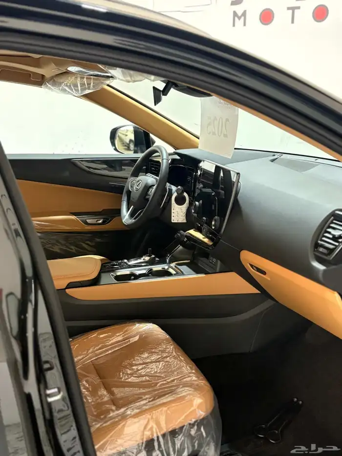 لكزسNX350 لاكجري نص فل خليجي 2025 5