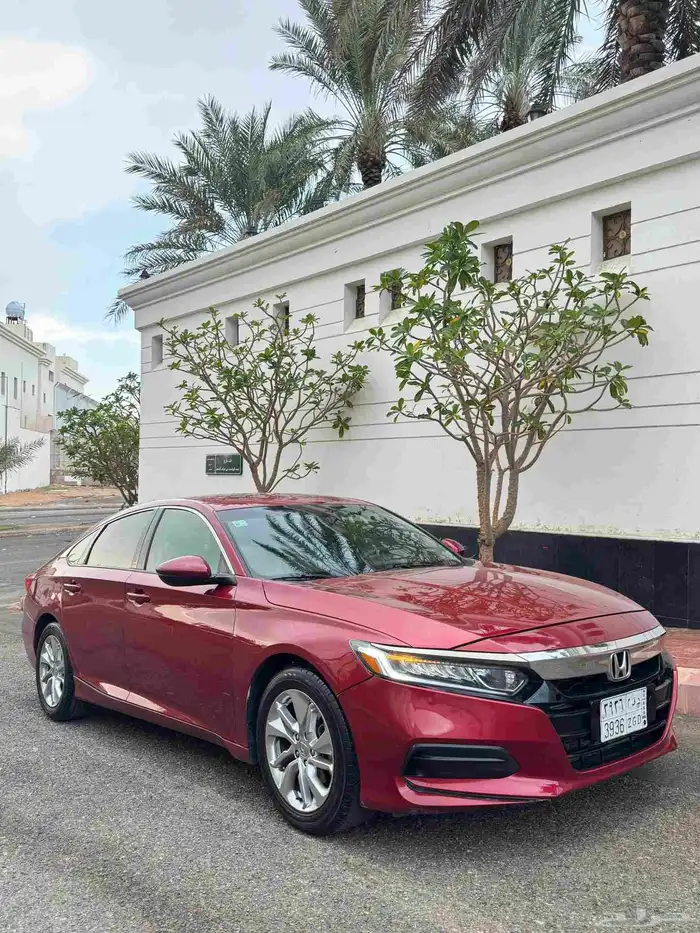 للبيع هوندا اكورد 2018 6