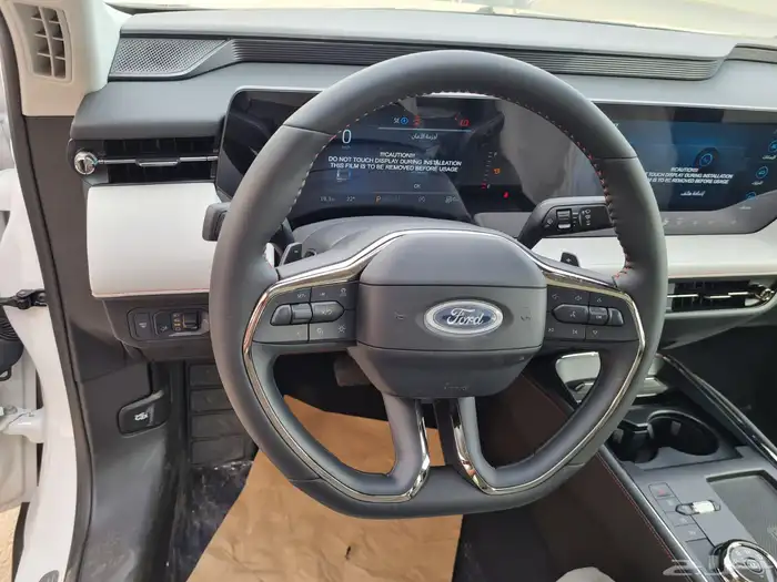 فورد تورس تيتانيوم 2026 8