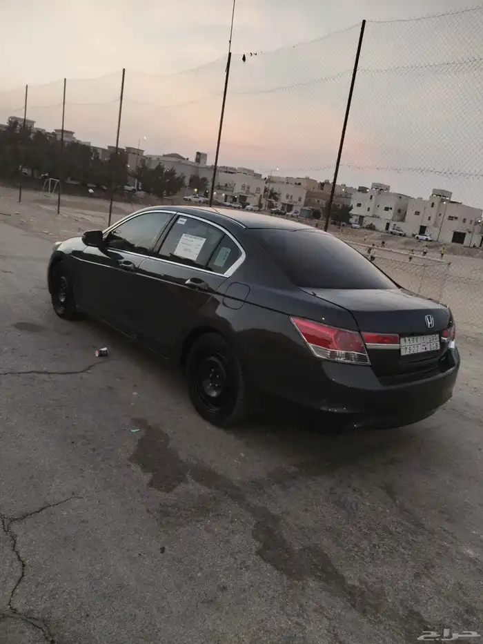 للييع أو للبدل هوندا اكورد مديل 2012 3