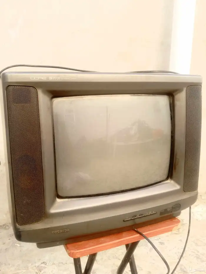 تلفزيون كلاسيك توشيبا شغال 0