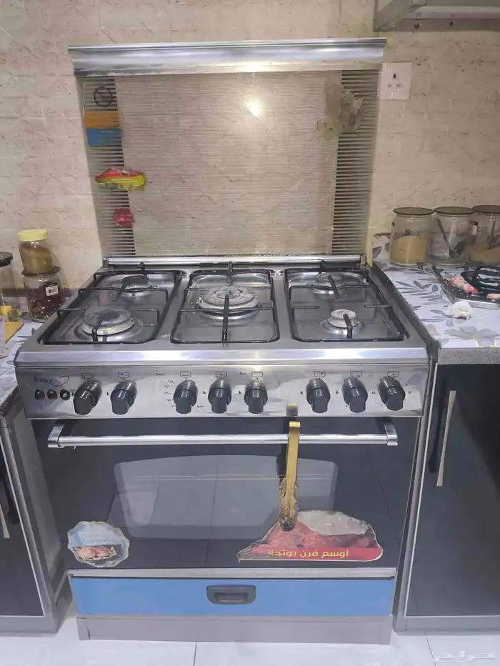 للبيع استخدام نظيف السعر 500 والسوم للأعلى 0