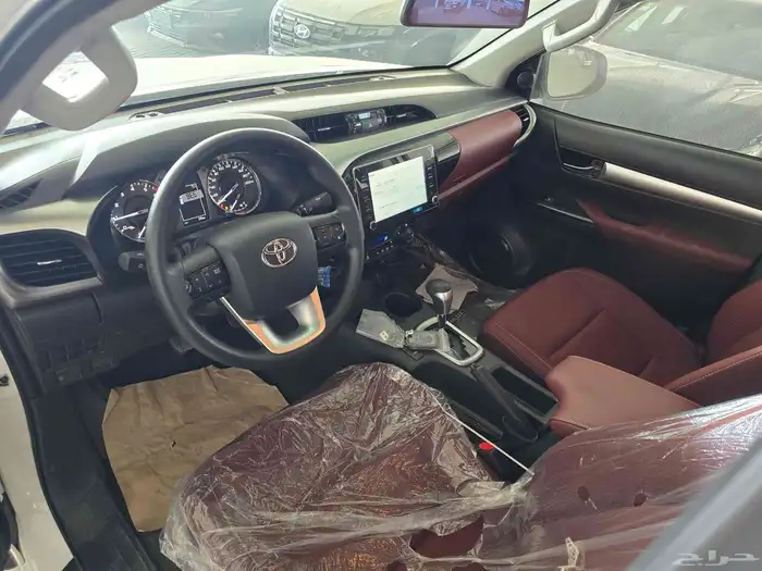 هايلكس غمارتين دبل بنزين 2025 تماتيك بريمي - بصمة 11