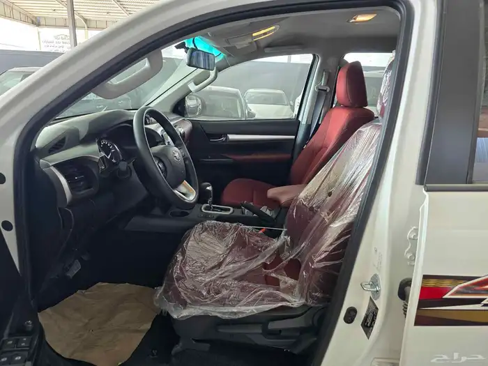 هايلكس غمارتين دبل بنزين 2025 تماتيك بريمي - بصمة 7