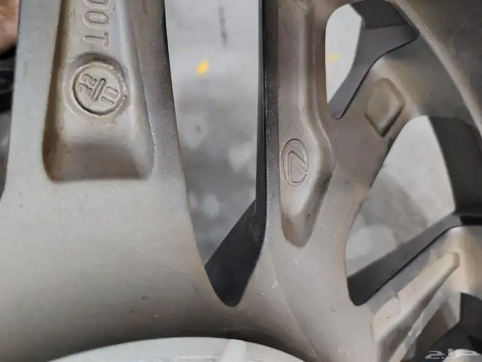 جنوط لكزز موديل 2023 اصليه نضيفه 6