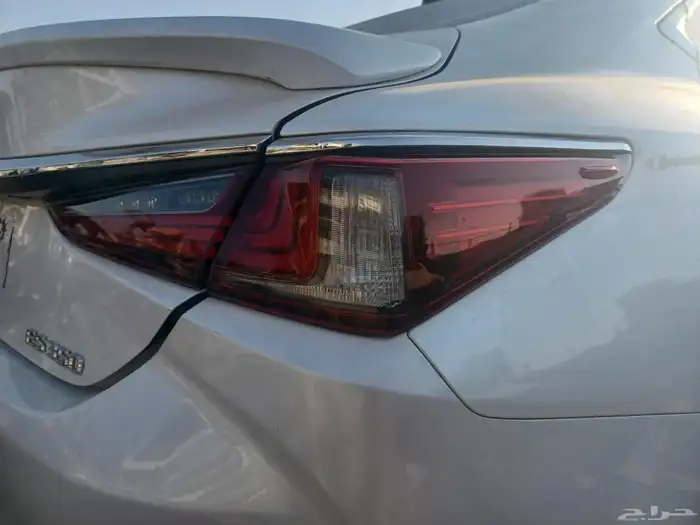 تشليح بيع قطع غيار لكزس ESمديل 2021 7