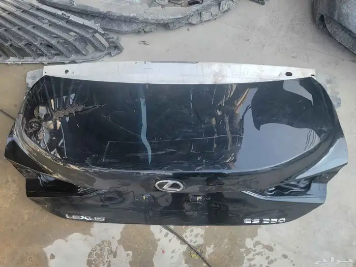 شنطة لكزز es 0