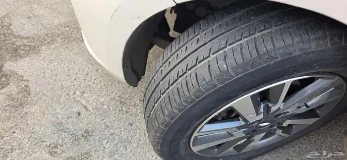 للبيع سبارك 2020 لون بيج 0