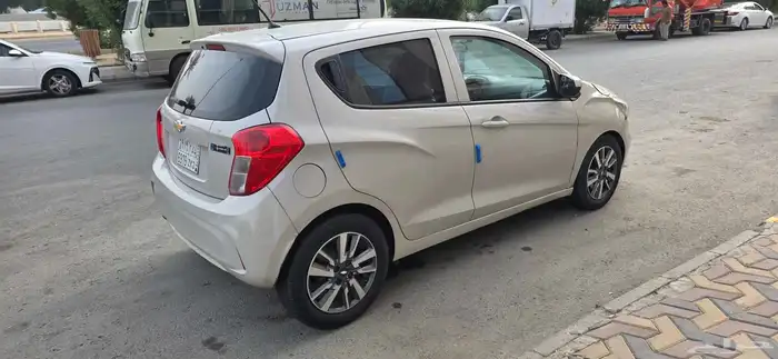 للبيع سبارك 2020 لون بيج 6