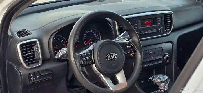 سبورتاج 2020 إستاندر 2.0 11