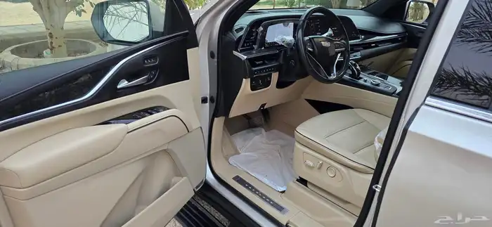 اسكاليد 2022 بلاتينيوم 13