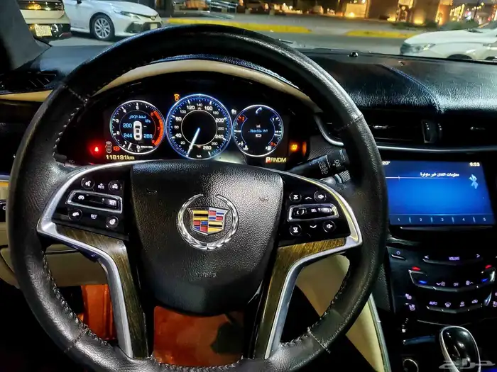 كاديلاك XTS4 5