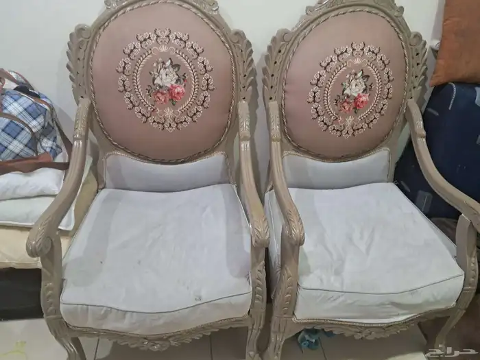 كنبة و2 كرسي لوجه الله 0