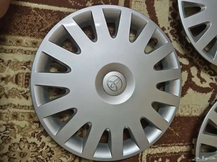 طيس كامري 2005 اصلي 1