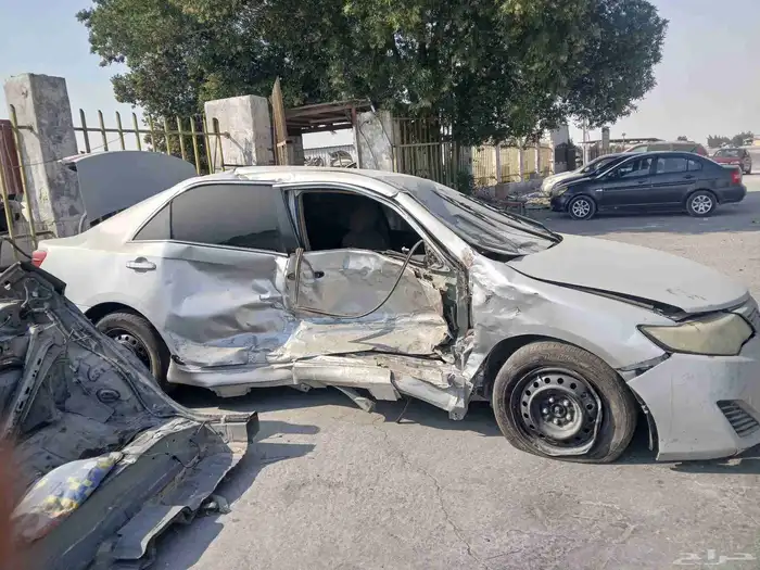 تويوتا كامري 2013 للبيع تشليح 1