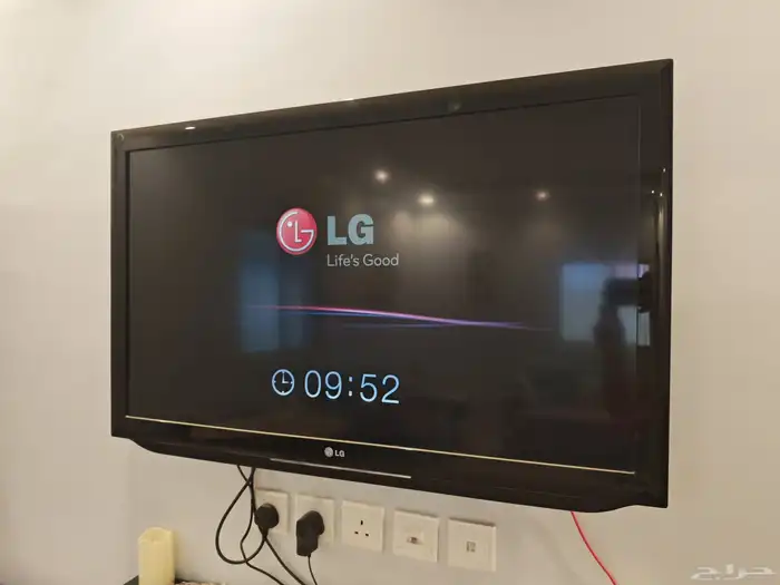 تلفزيون LG. 45 بوصة 0