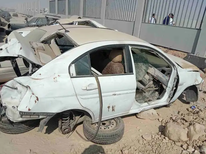 قطع غيار سيارات تشليح فورد (ماركيز فيكتوريا توريس اكبديشن ) 1