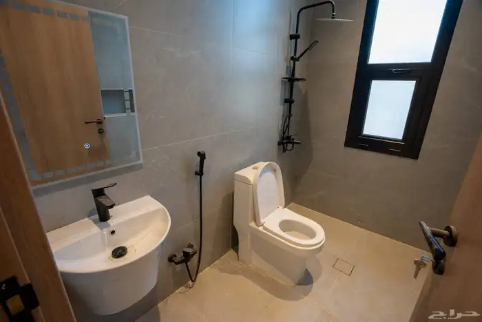 للبيع شقق دوبلكسيه الحي العاشر 6