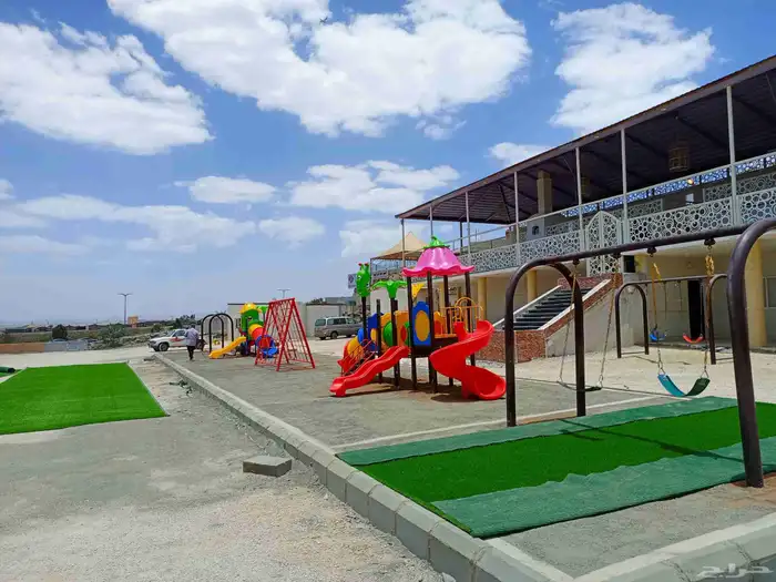 حدائق الحواش سطوح بيوت ضيافه انجيله عشب صناعي احضرزراعي تبل 10