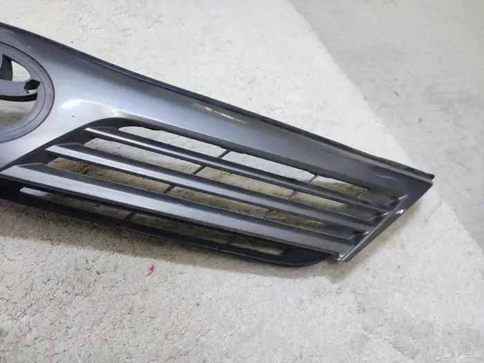 شبك كامري 2012 إلى 2014م اصلي من تويوتا 3