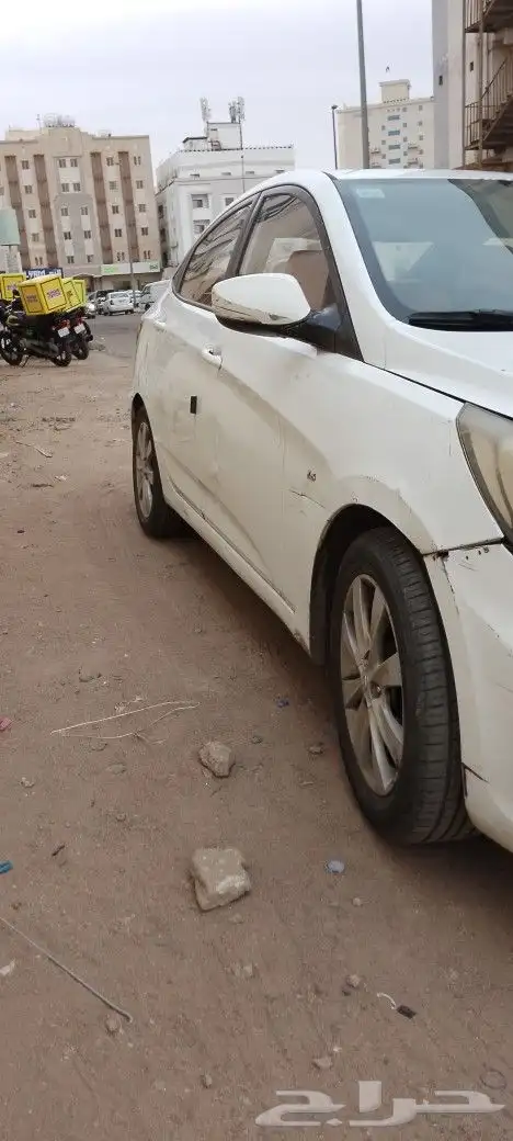 للبيع سياره اكسنت 5